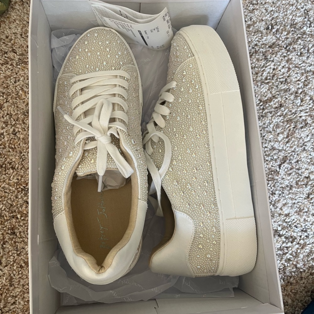 Betsey Johnson Pearl Sneakers!
